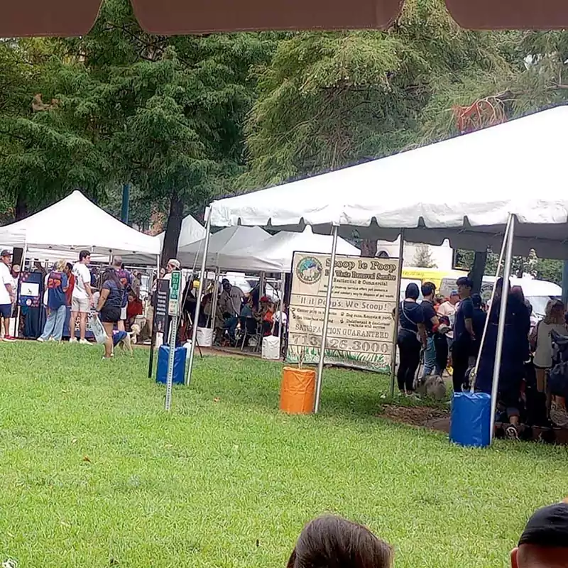 A wider pic showing the various tents setup at the annual Houston Humane Society Fun Run.